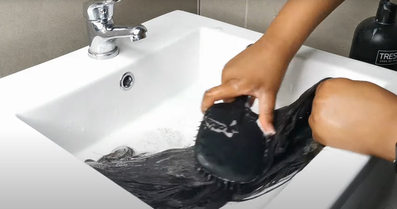 How to Restore the Softness of a Human Hair Wig?