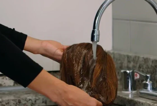 How to care for body wave wigs?
